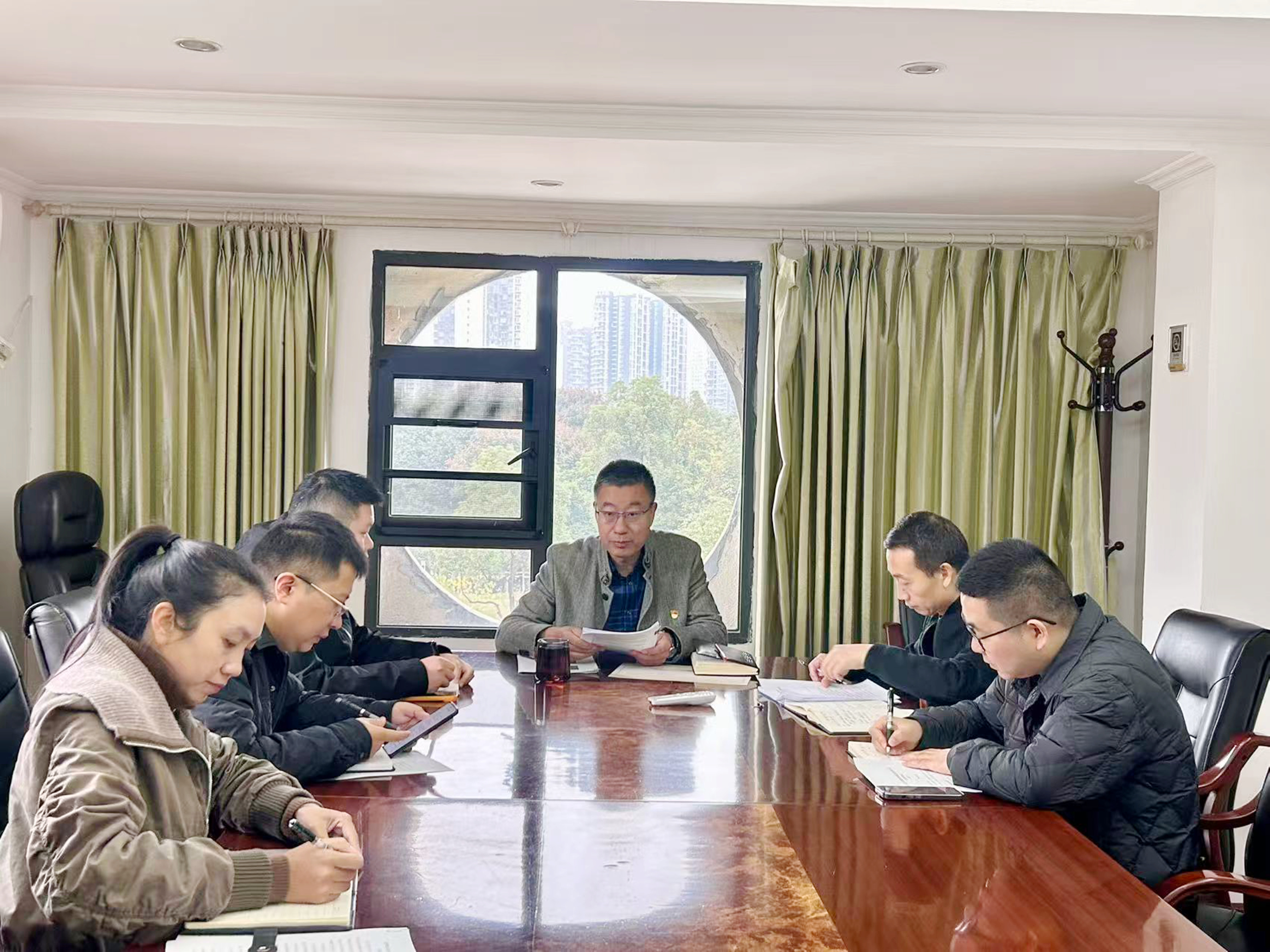 领土使用院主题党日运动
