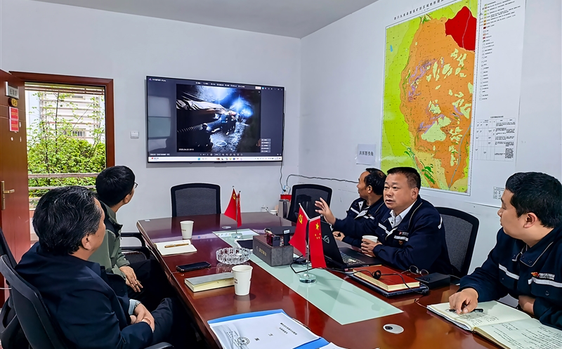 攀西公司赴里伍铜业交流学习透风手艺