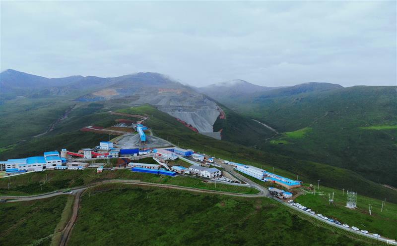 向阳而生，，，集团松树南沟金矿勇立峰顶搏劲风！