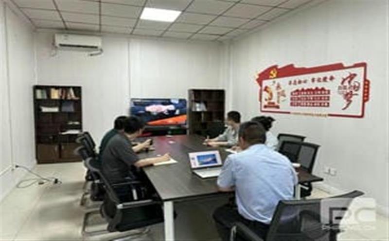 华锋钻探纪委赴宏佳公司举行专题清廉党课
