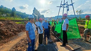 区调队开展国债地灾项目专项检查暨节前清静检查慰问